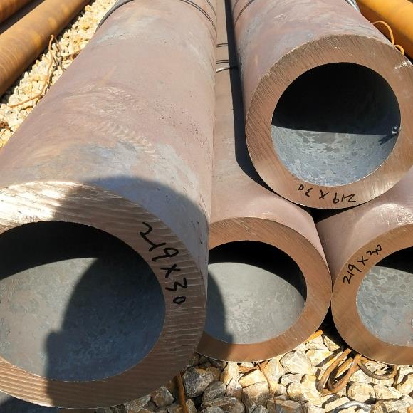 山東厚壁無縫鋼管219*30批發