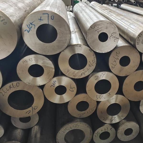 山東不銹鋼管廠厚壁不銹鋼管批發