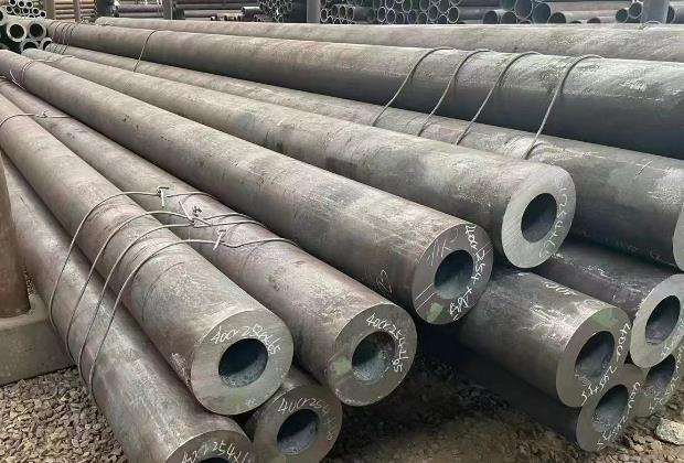 山東無縫鋼管廠分享：無縫鋼管性能表現(xiàn)優(yōu)異